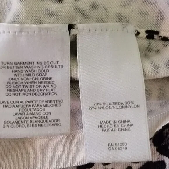 #027 Jones New York- Leopard Print Jeweled Neckline Sweater.sz L - Picture 6 of 6